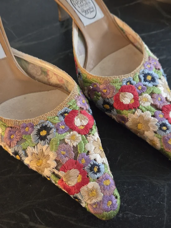 Emma Hope's Floral Embroidered Pointed-Toe Mules - Multicolor - Picture 2 of 7